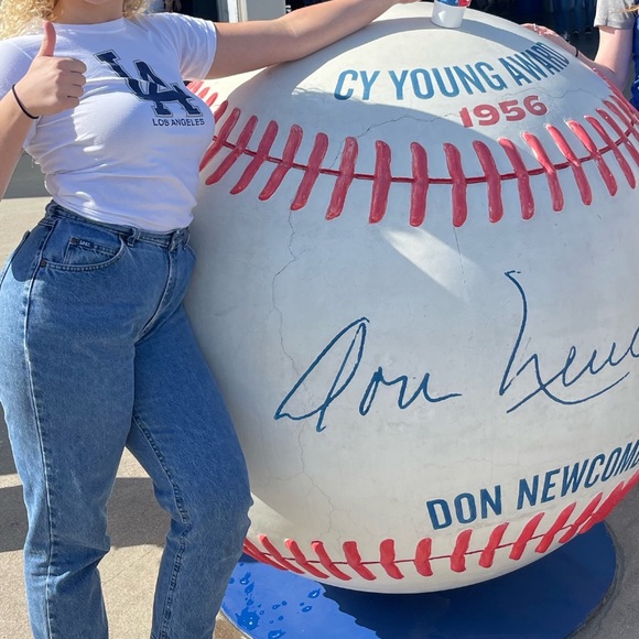 LA Kids Top- Super cute tight crop top - Picture 3 of 3